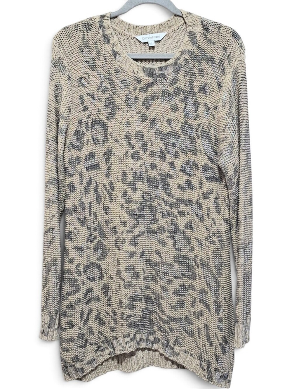 Women's Leopard Print Crewneck Long Sleeve Knit Sweater~Large